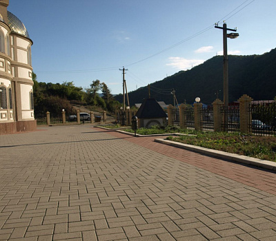 Вибропрессованная тротуарная плитка